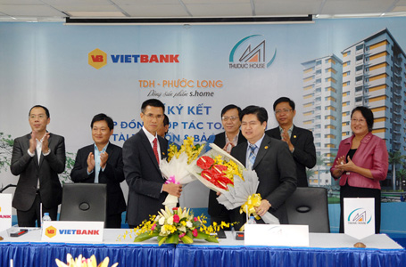 Thuduc House ký kết hợp tác với VietBank trong dự án chung cư TDH - Phước Long