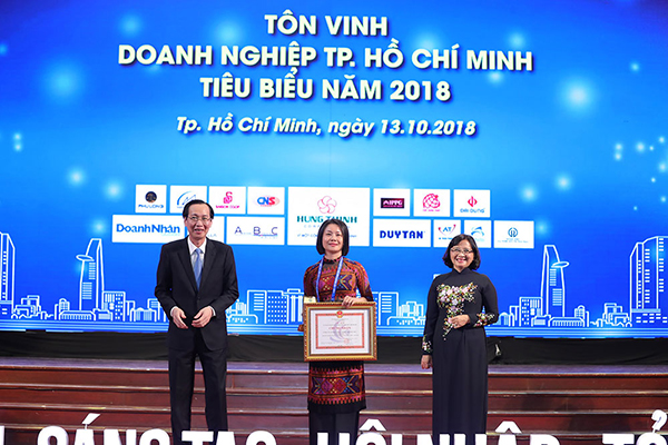 Thuduc House đạt danh hiệu Doanh nghiệp tiêu biểu TP.HCM 2018