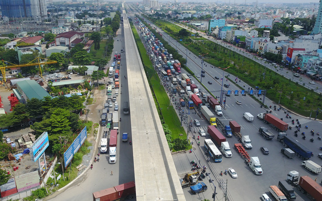 UBND Tp.HCM chỉ đạo đẩy nhanh các dự án giao thông trọng điểm