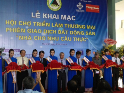 Tp.HCM: Khai mạc phiên giao dịch Bất Động Sản