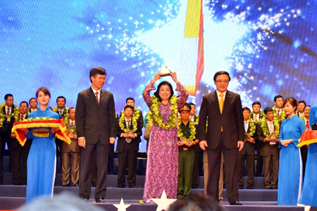 Thuduc Agromarket và TOP 100 giải Sao vàng đất Việt 2013