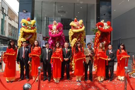 Khánh thành tòa nhà Trung tâm Thương mại - dịch vụ Hàng Xanh